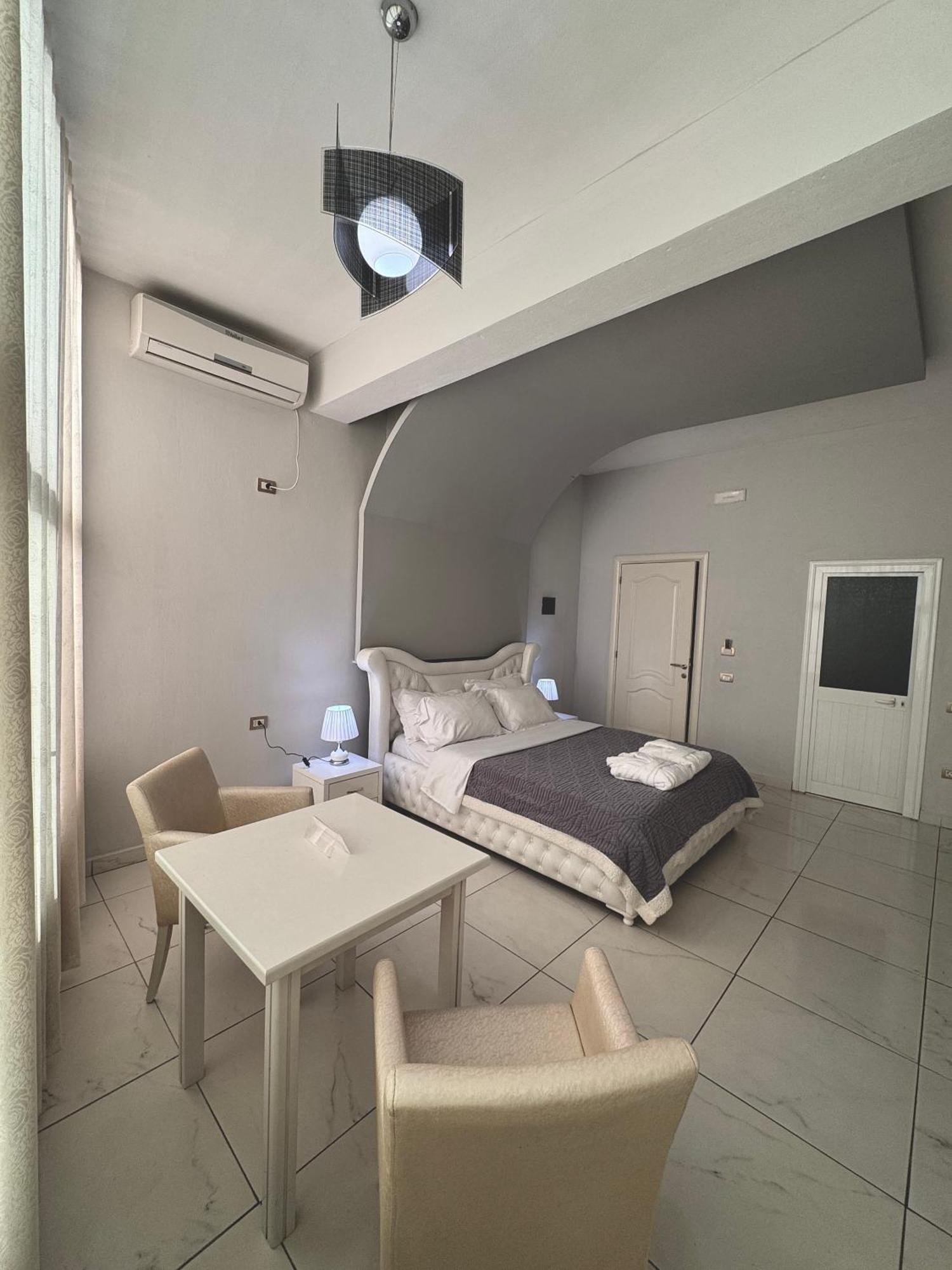 Grand Hotel Gjyshi Qerrexhias 외부 사진
